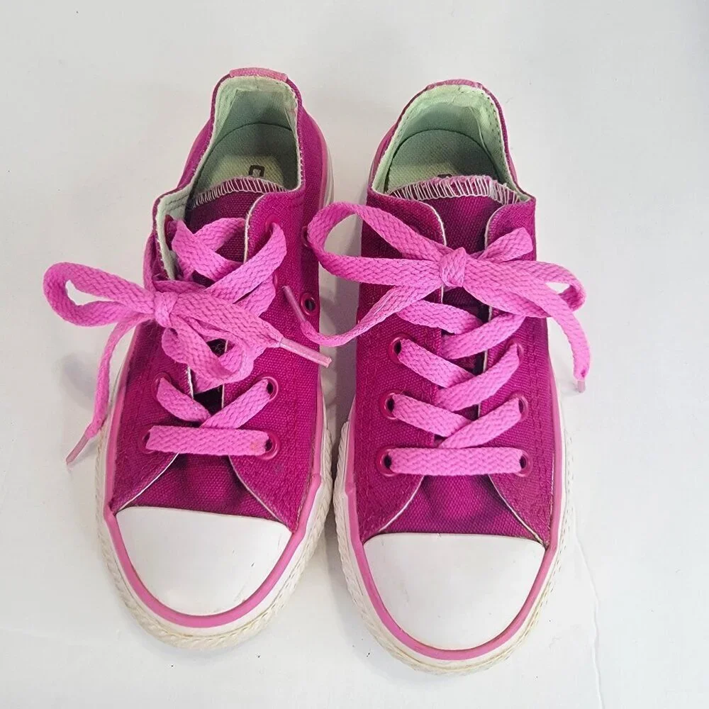 Converse Chuck Taylor All Star Kids 11 Fuchsia Pink Low Top Sneakers
